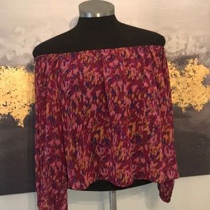 Cute off the shoulder top.